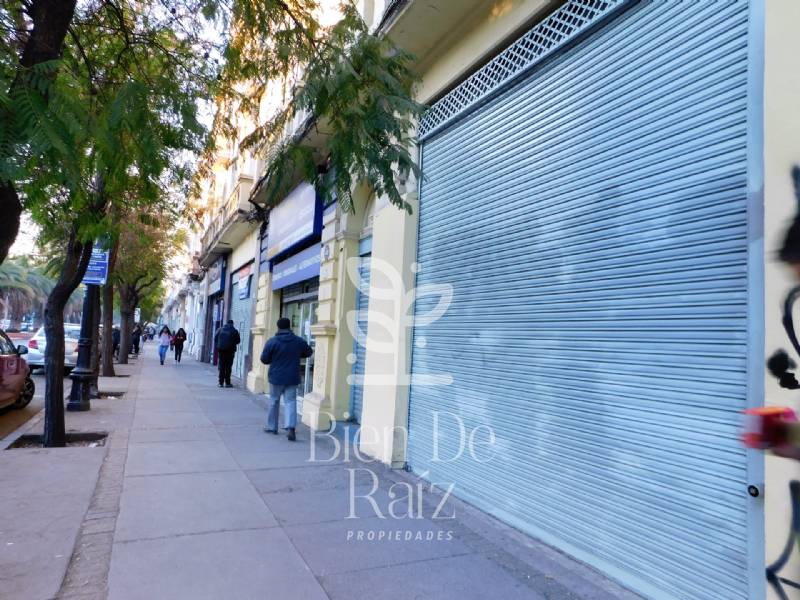 ALAMEDA / AV. BRASIL. LOCAL COMERCIAL EN ARRIENDO